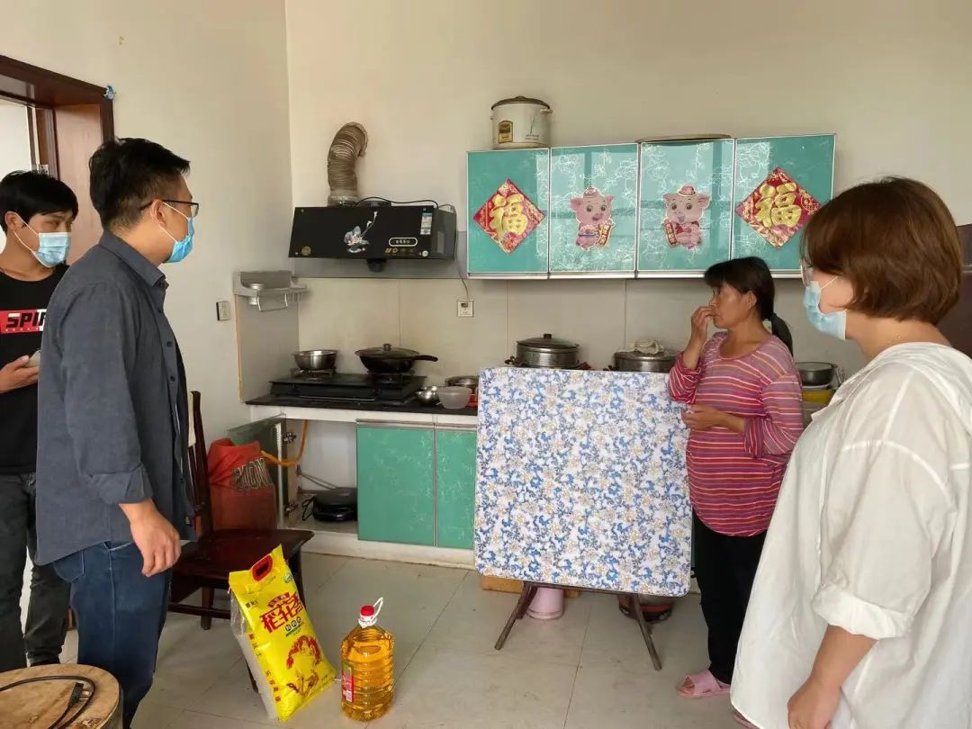 京津科技谷开展走访慰问结对困难户活动(图3)