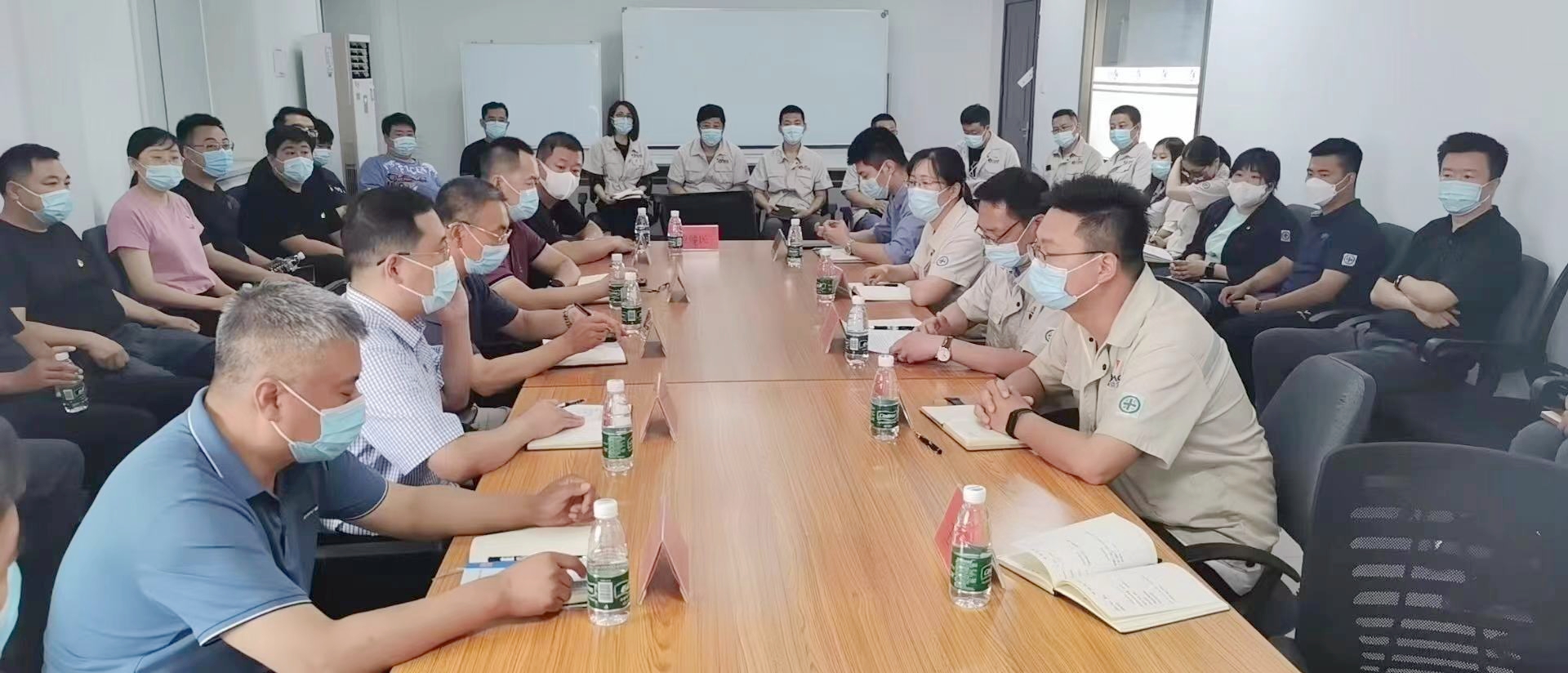 京津科技谷工委与大起空调公司开展党建共建活动(图1)