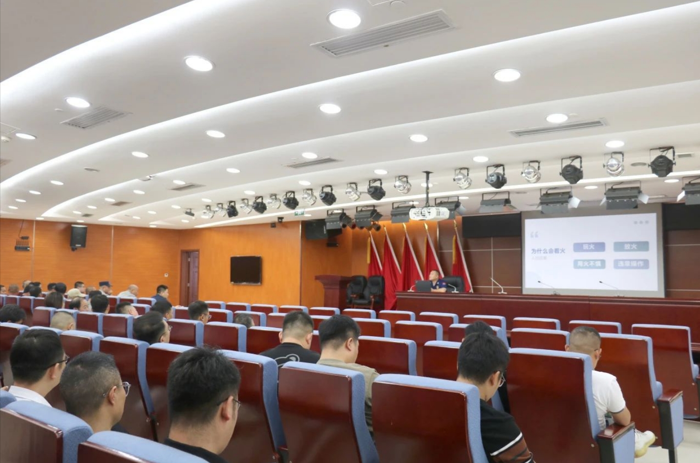 【安全生产月】“培训+演习”，京津科技谷消防安全进行时！(图1)